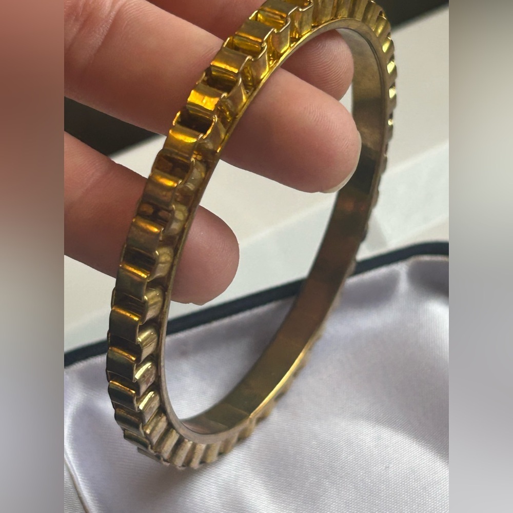 Vintage Gold Tone Geometric Bangle Bracelet Modernist Vintage Jewelry - Picture 7 of 11